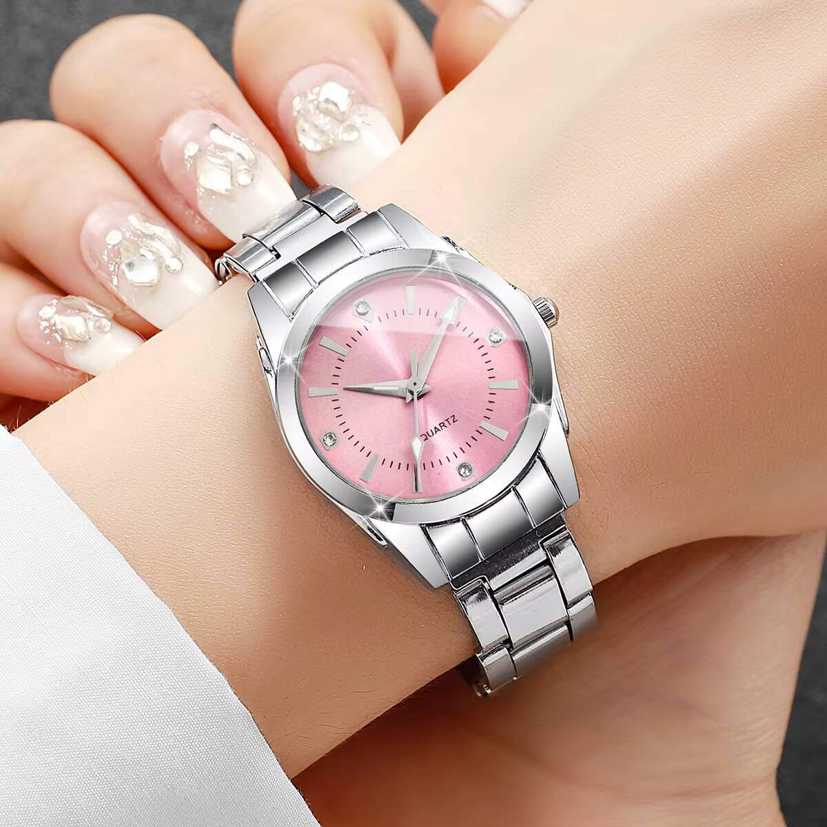 Luxury Rhinestone Women Watche - огляд і ціна Luxury Watch Female