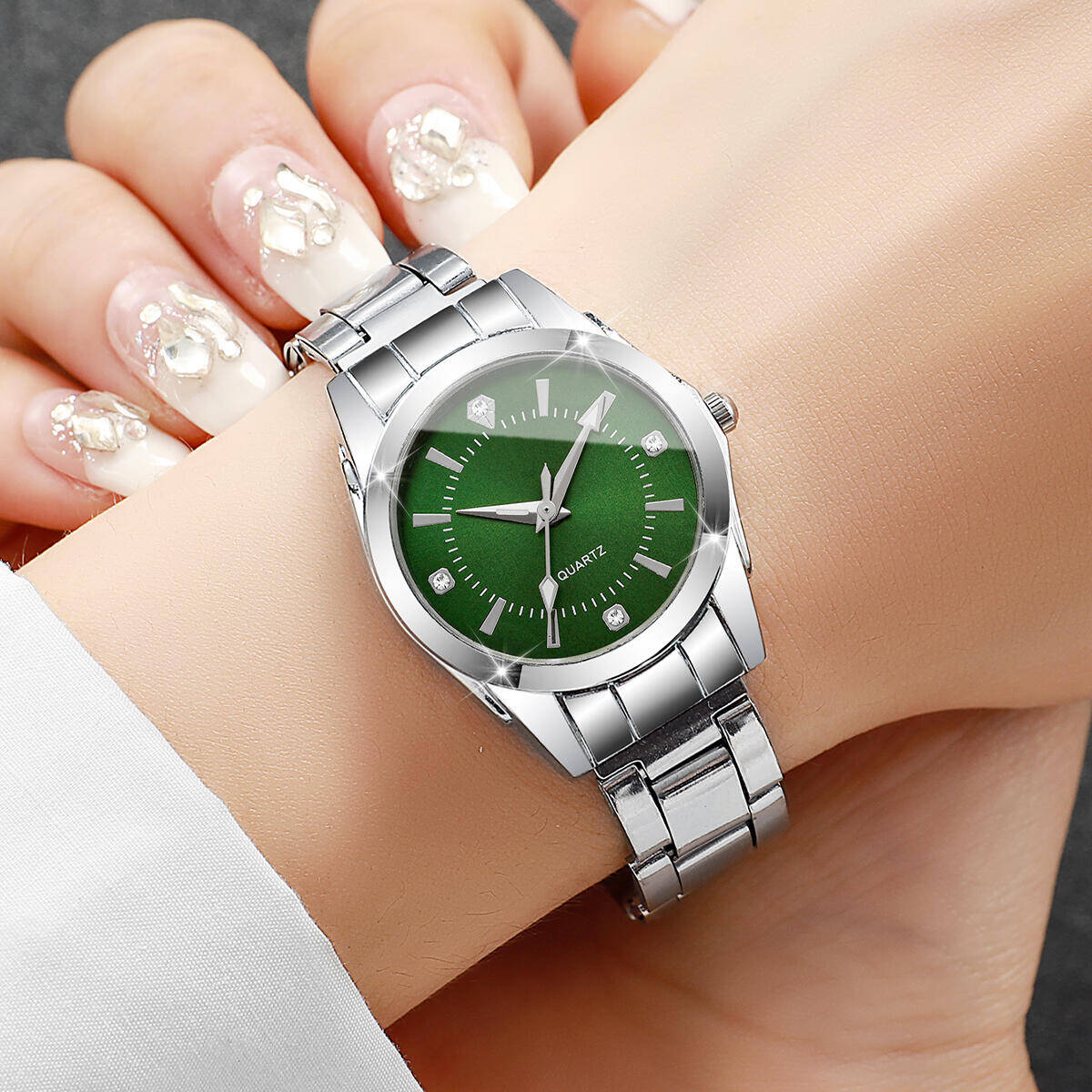 Luxury Rhinestone Women Watche - огляд і ціна Luxury Watch Female