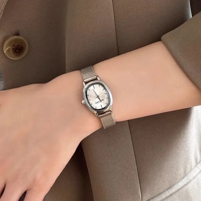 Small Oval Dial Green Watch Si - огляд і ціна Luxury Watch Female