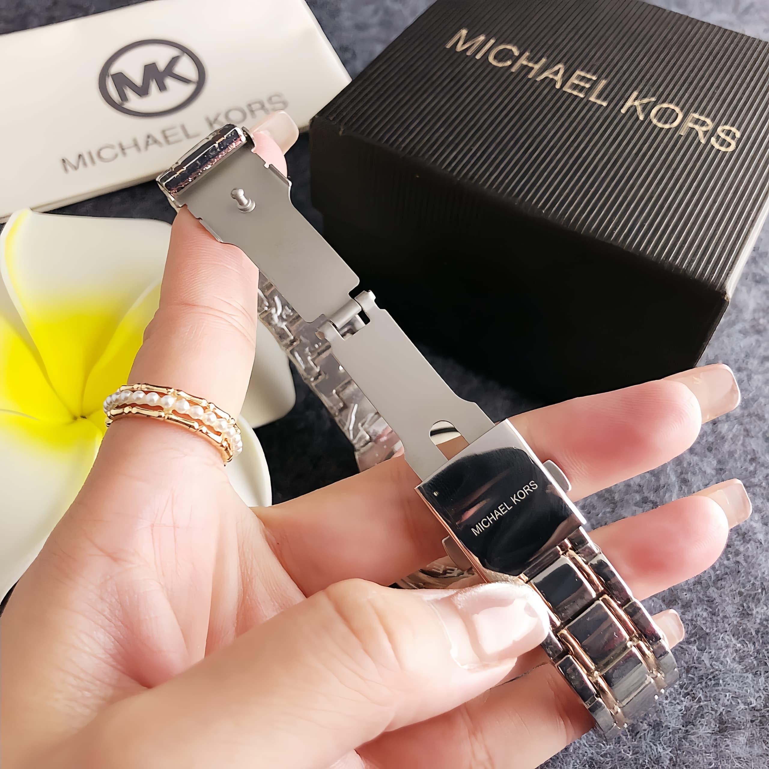 Brand new Michael Kors women's - огляд і ціна Luxury Watch In China