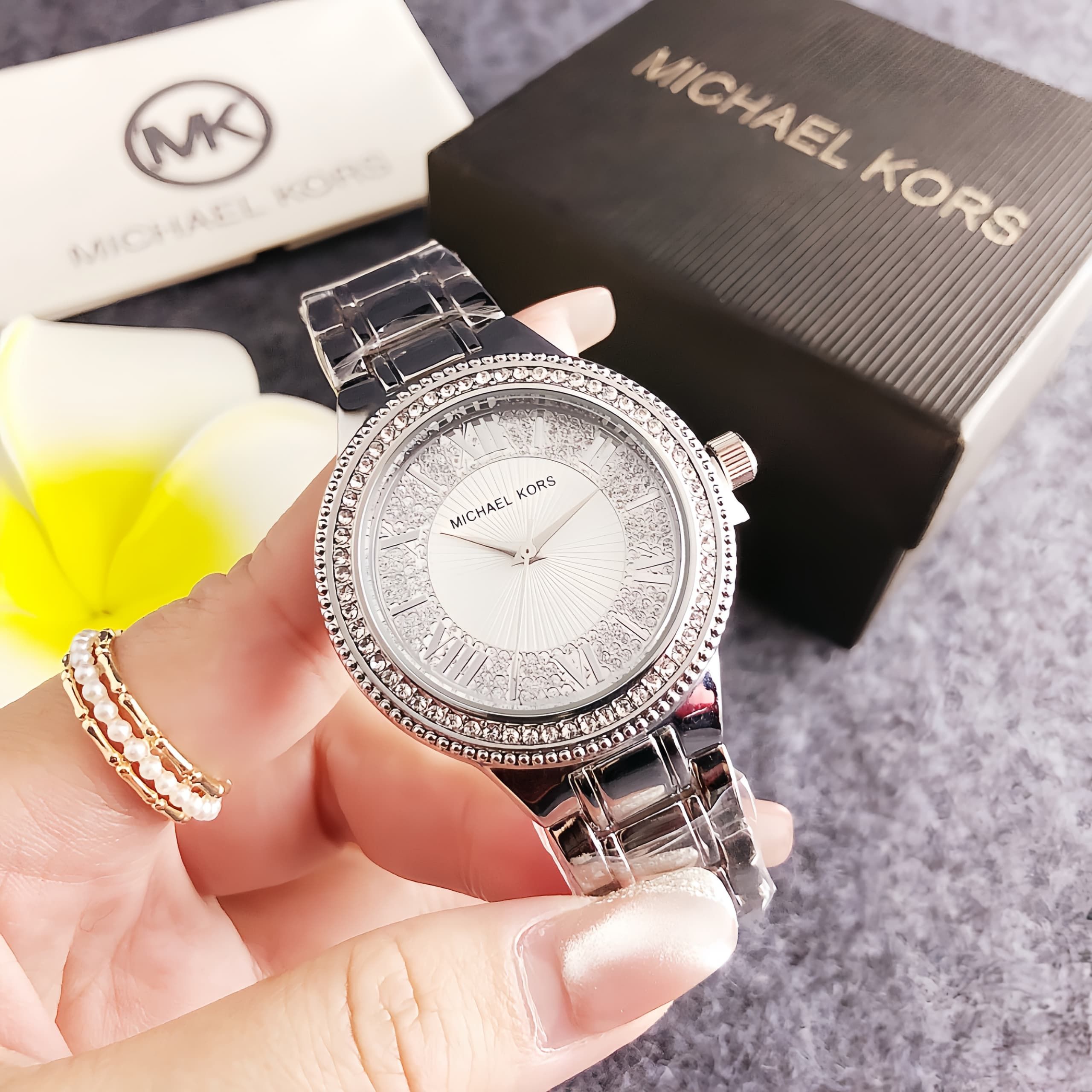 Brand new Michael Kors women's - огляд і ціна Luxury Watch In China